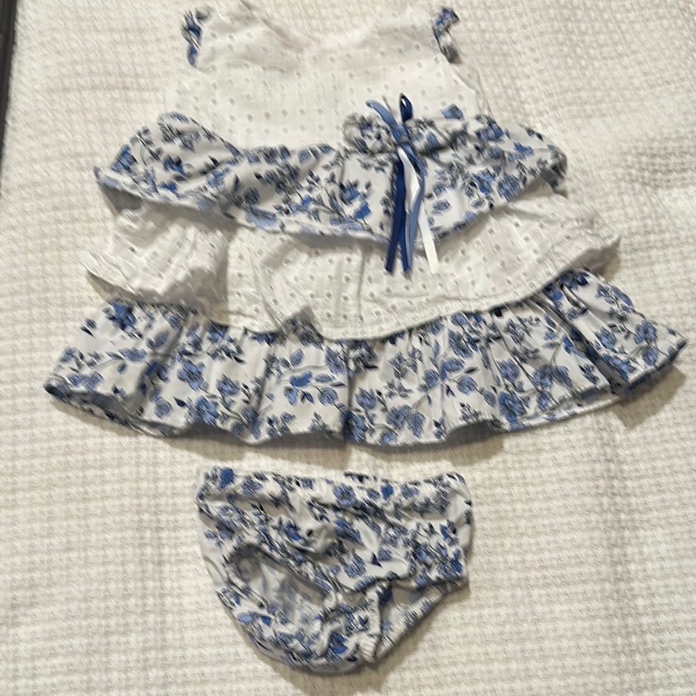 Bonnie Baby 3-6 months Floral Blue and White Kids Dress Set. Like new